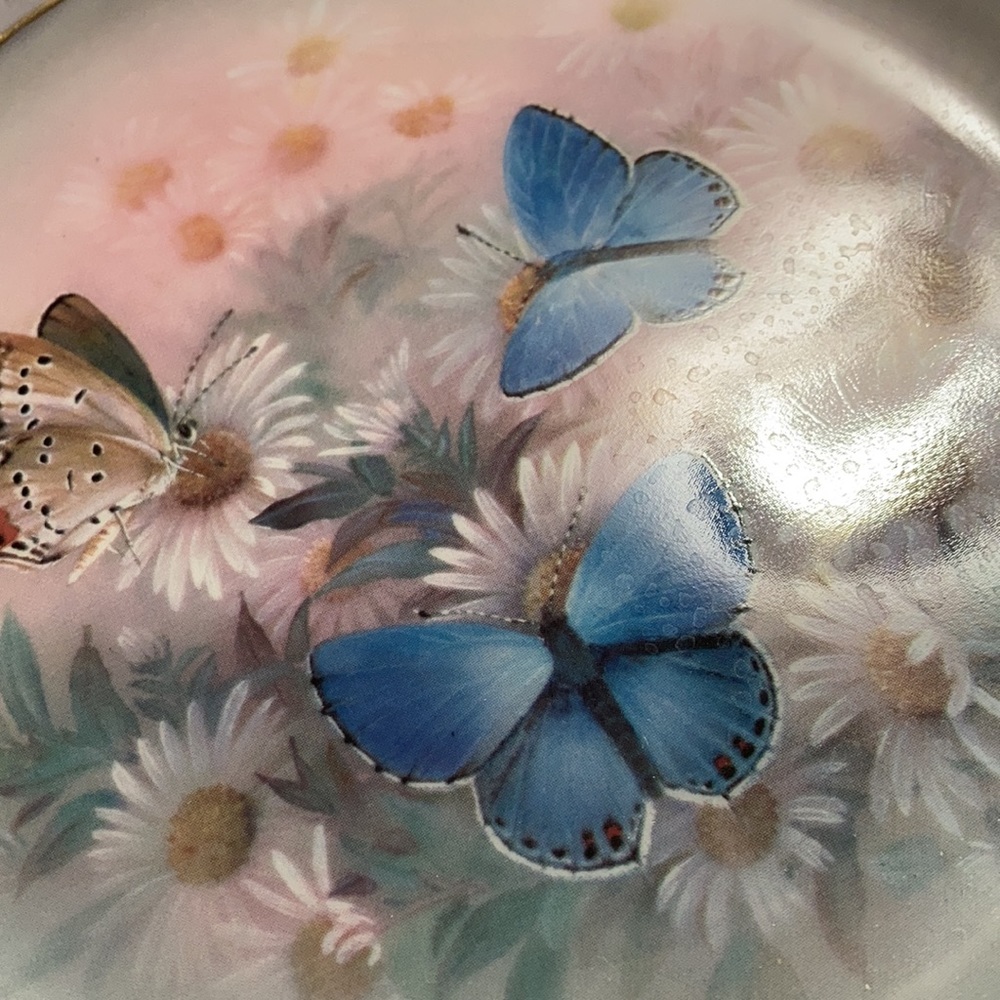 Precious Grace byLena Liu butterfly plate - Picture 3 of 6
